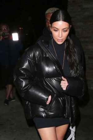 kim-kardashian-puffer-jacket