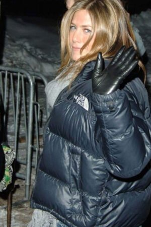 the-north-face-jennifer-aniston-puffer-jacket