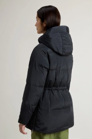 water-and-wind-protection-puffer-jacket-with-a-detachable-hood-2