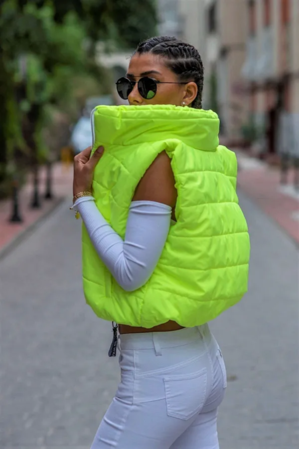 neon-green-puffer-vest-3